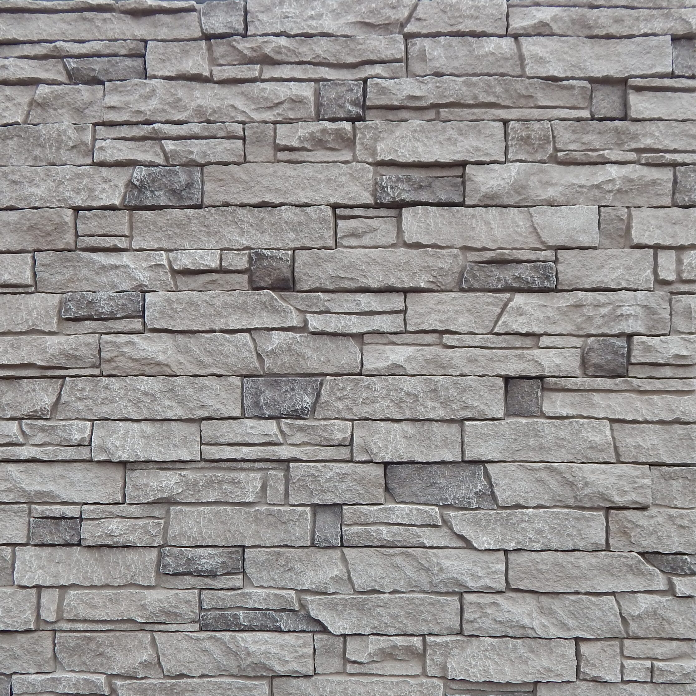 CASTEL-03-scaled-e1728630383145